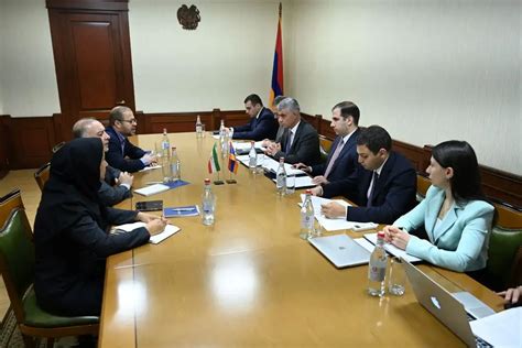 ՀՀ երկրորդ նախագահը կարծում է, թե Փաշինյանի և Զելենսկու համեմատությունը շատ տեղին է։