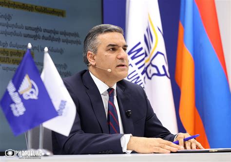 ՀՀ երկրորդ նախագահ Ռոբերտ Քոչարյանի հարցազրույցը
